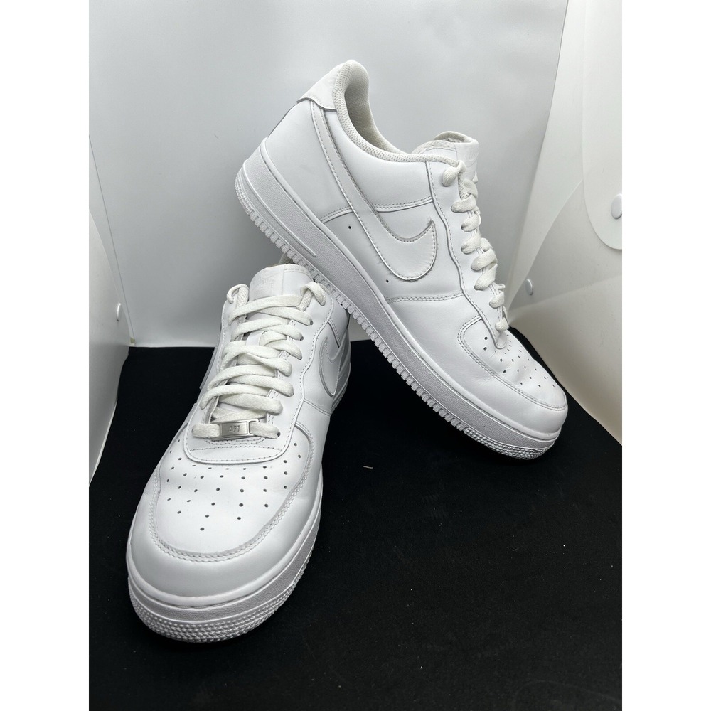Nike Air Force 1 07 Low Sneakers Mens Size 12 Triple White AF1 Shoes CW2288-111